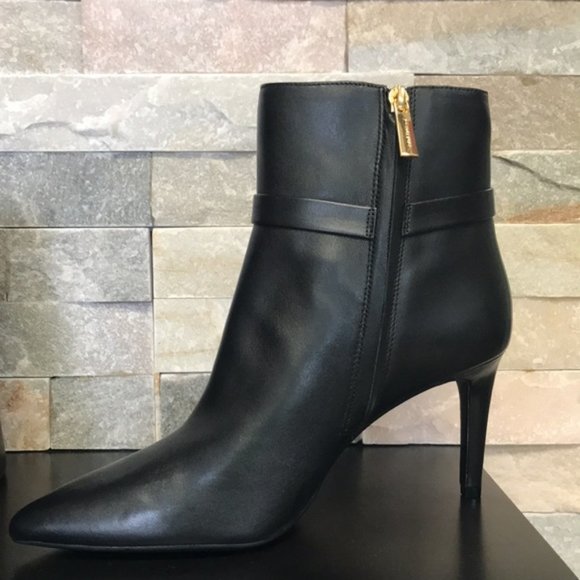 MICHAEL Michael Kors Finley Flex Mid Bootie - Picture 6 of 7